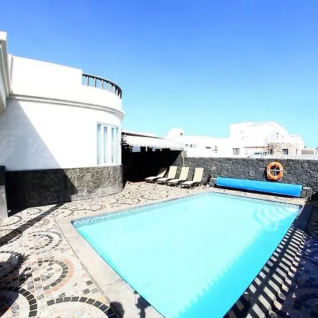 Casa Portuguesa Villa Tahiche
